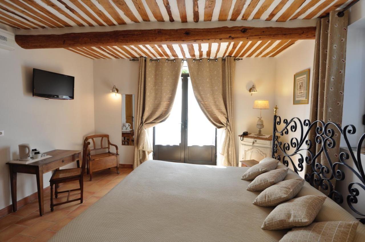 Le Clos Du Buis 3*