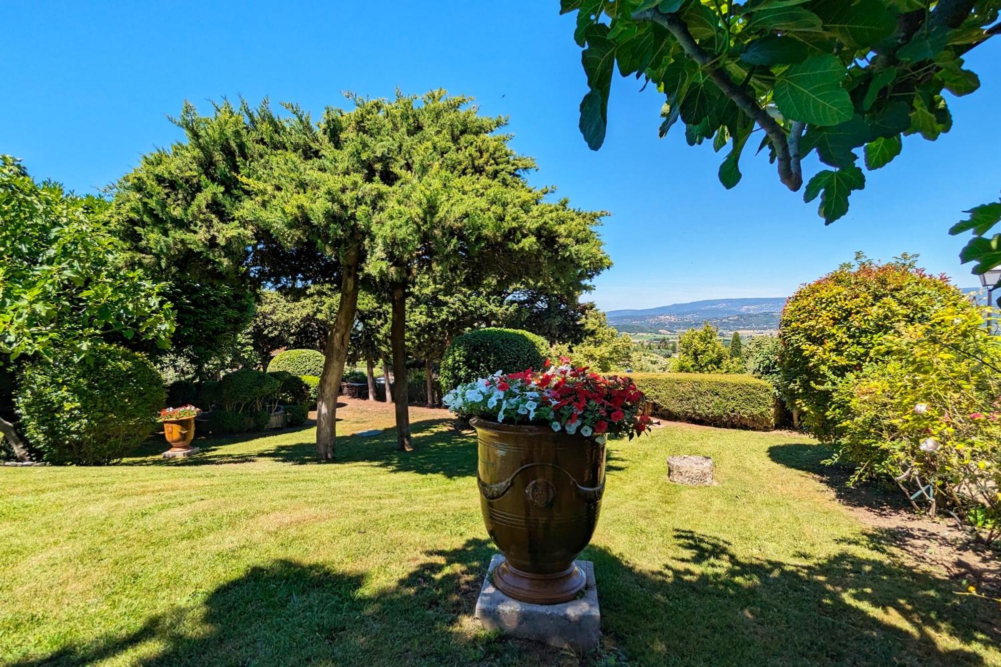 Le Clos Du Buis Hotel