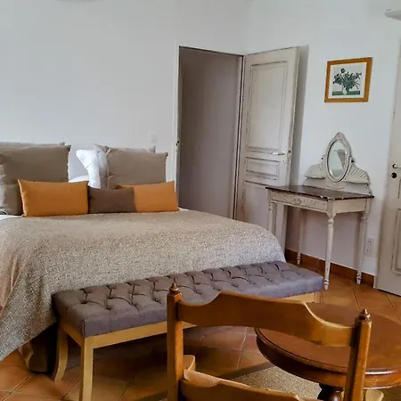 Le Clos Du Buis Bonnieux Room photo
