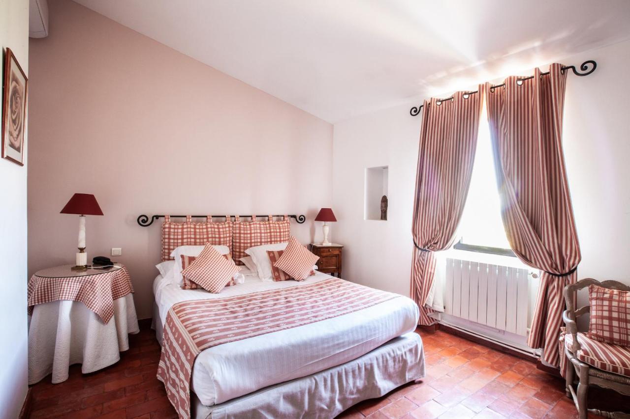 Hotel Le Clos Du Buis 3*