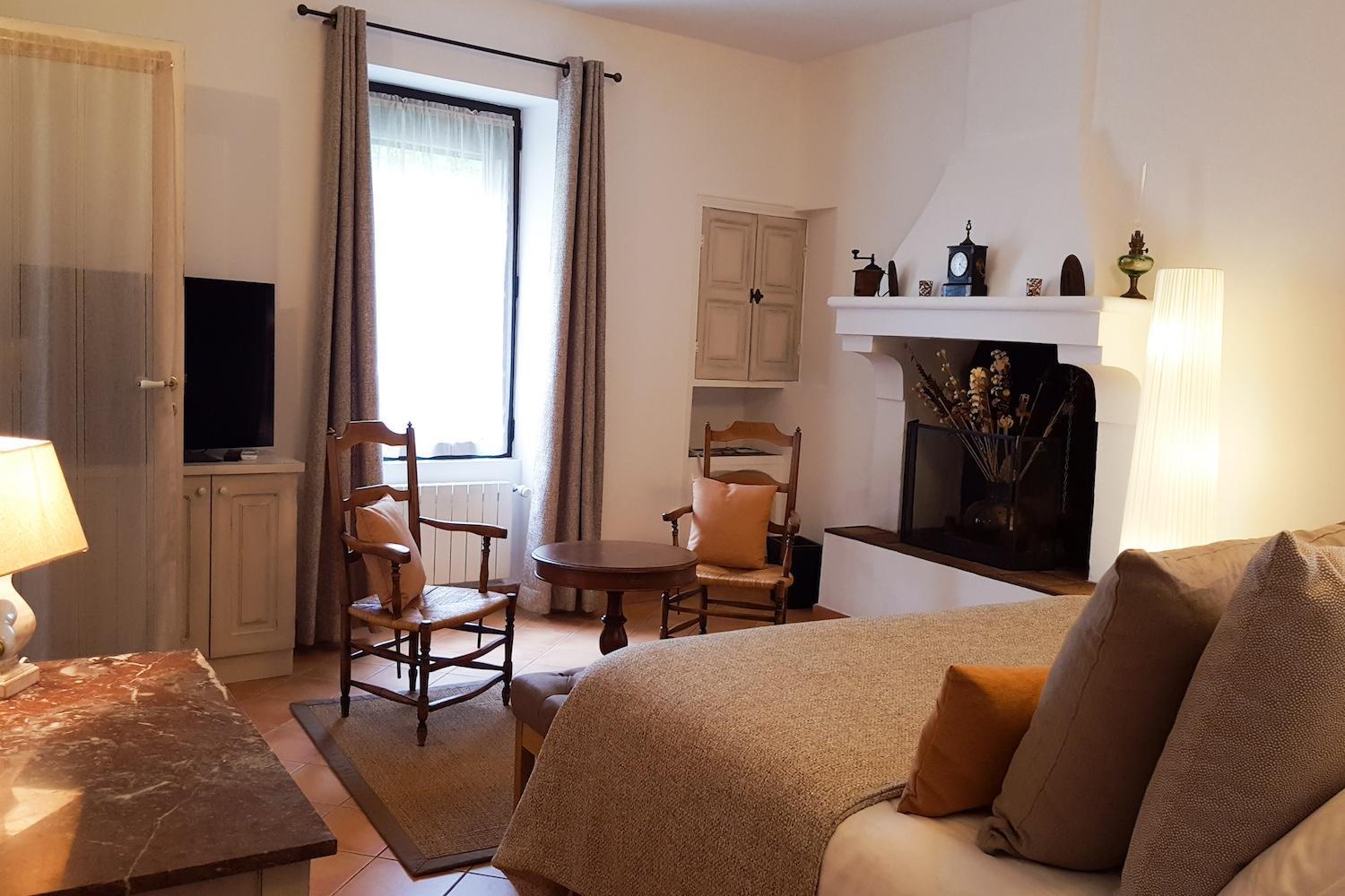 Le Clos Du Buis 3* Bonnieux