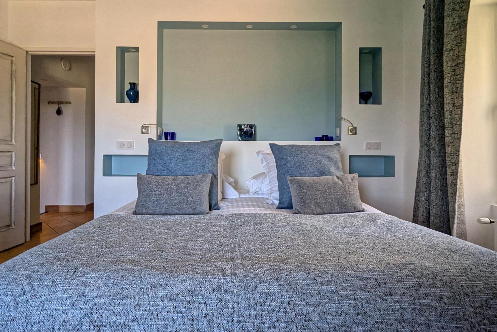 Le Clos Du Buis 3*