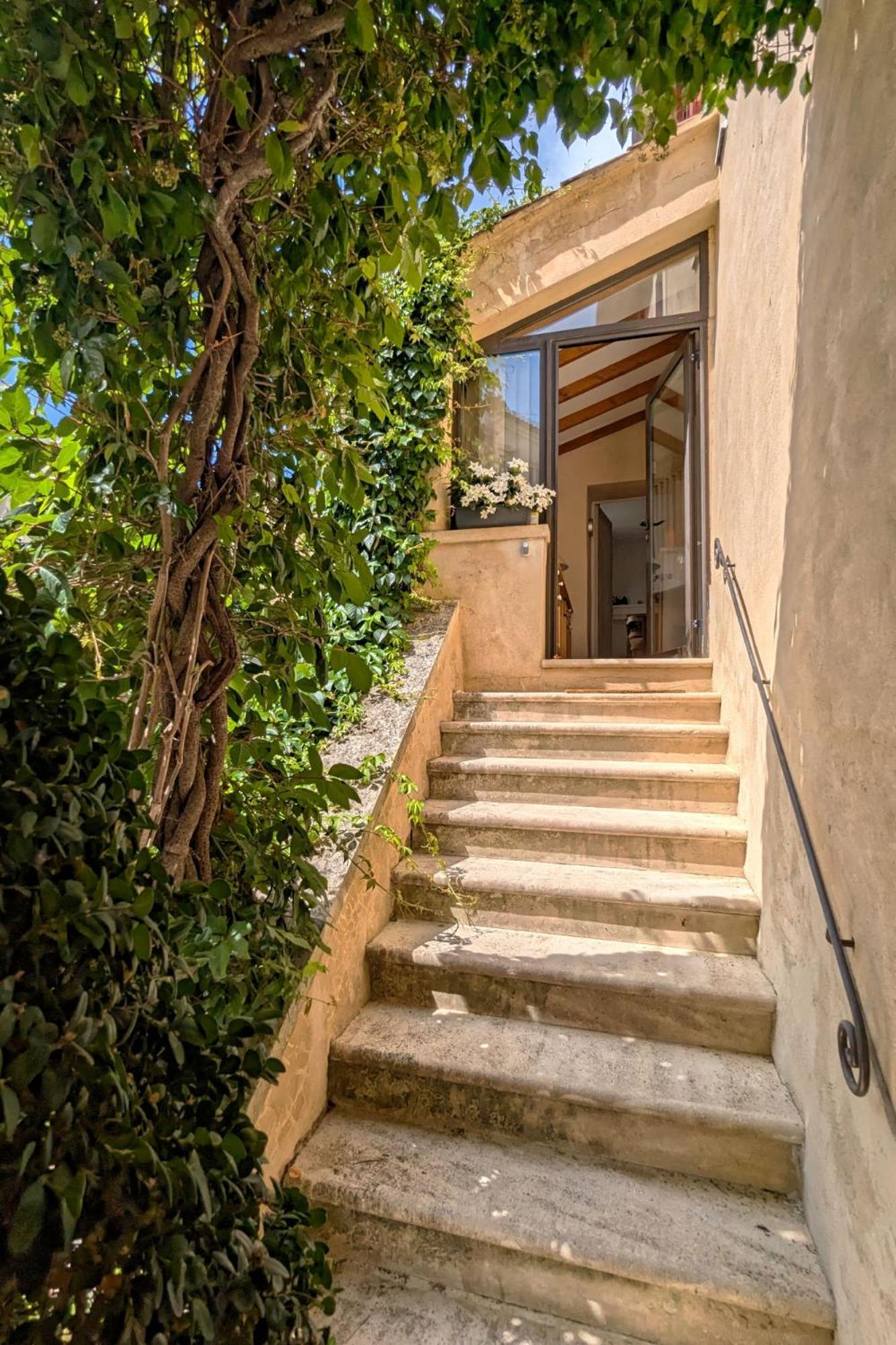 Hotel Le Clos Du Buis Bonnieux